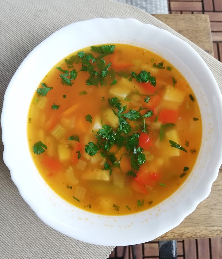 Ciorbă de legume