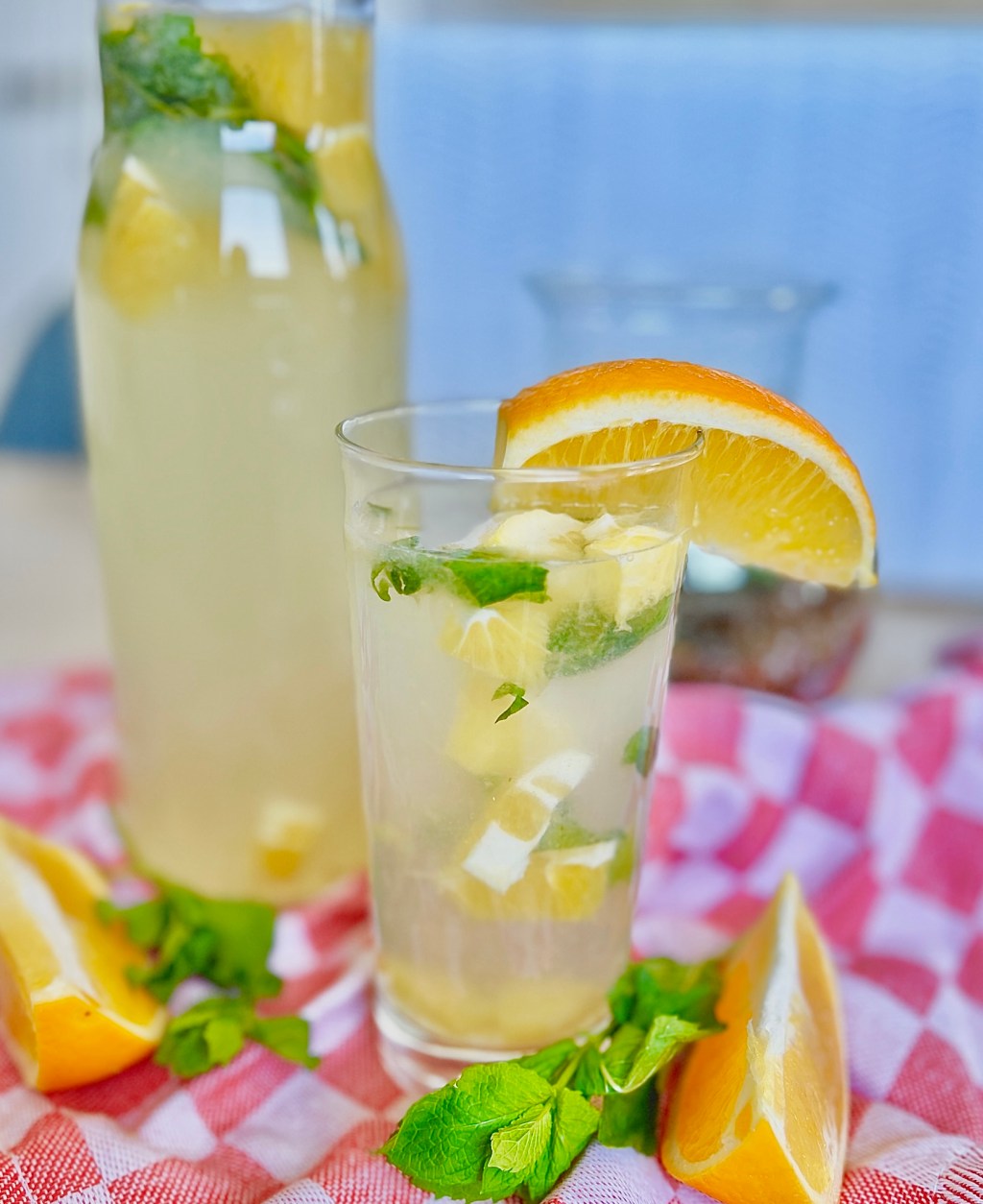 Limonadă cu mentă – Rețetă simplă și&nbsp;răcoritoare